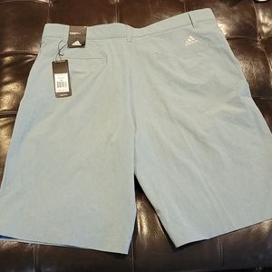 Adidas  men's Heather woven golf short.